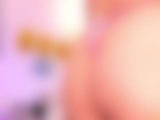 Live cam show with BBWCloe - Brown Hair on chickslive.net