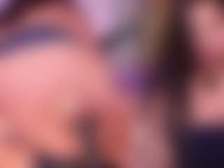 Live cam show with BBWCloe - Brown Hair on Camming Site