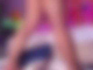 Live cam show with BBWCloe - Brown Hair on Dare Cams
