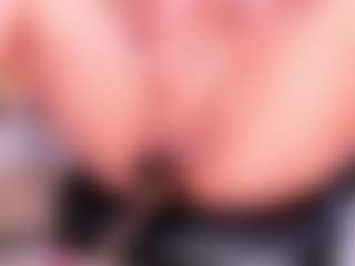 Live cam show with BBWCloe - Shaved Pussy on https://playwithruby.com