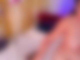 Live cam show with BBWCloe - Ass Bouncing on CamClone