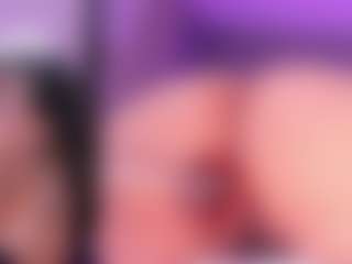 Live cam show with BBWCloe - Blowjob on TeamSkeetLive