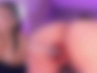 Live cam show with BBWCloe - BBW on TeamSkeetLive