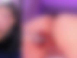 Live cam show with BBWCloe - Shaved Pussy Brown Hair on crypto-cams