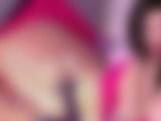 Live cam show with BBWCloe - Squirt on live18s.com