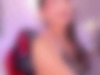 Live cam show with BBWCloe - Amateur Brown Hair on justonemore.cc