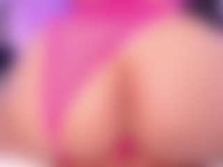 Live cam show with BBWCloe - Public on makecum.org