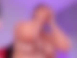 Live cam show with BBWCloe - Public Brown Hair on Camsoda