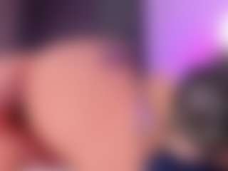 Live cam show with BBWCloe - Butt Plug on AdultVida.com