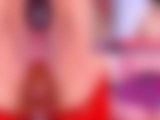 Live cam show with BBWCloe - Brown Eyes on Camsoda