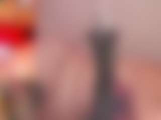Live cam show with Erikamontiel - Red Hair on Chatstar