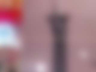 Live cam show with Erikamontiel - Red Hair on Free Soda