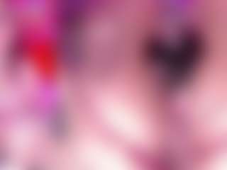 Live cam show with Erikamontiel - Public on Livezox