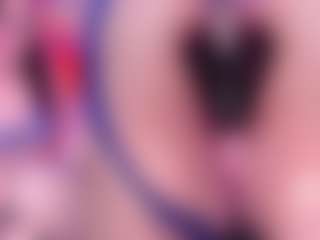 Live cam show with Erikamontiel - Grandes Tetas on intimatelivegirls.com