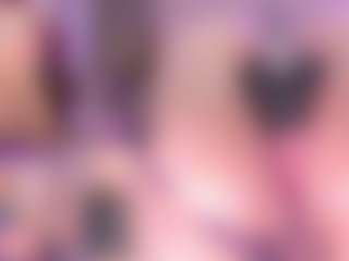 Live cam show with Erikamontiel - Facial Piercings on Streamer API