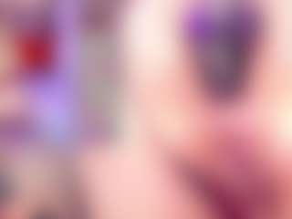Live cam show with Erikamontiel - Red Hair on hrnylive.com