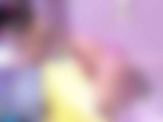 Live cam show with Erikamontiel - Brown Eyes Red Hair on instabang