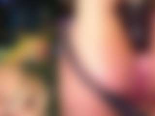 Live cam show with Erikamontiel - Red Hair Squirt on SquirtSoMuch