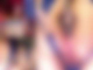 Live cam show with Erikamontiel - Red Hair on Camming Site