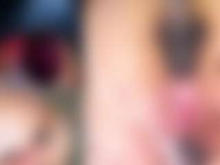 Live cam show with Erikamontiel - Ass Bouncing on Latina Girls