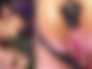 Live cam show with Erikamontiel - Blowjob on Camsoda