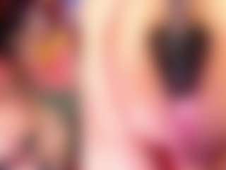 Live cam show with Erikamontiel - Spank Red Hair on Camsoda