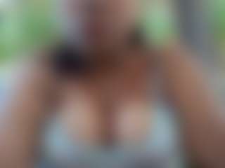 Live cam show with alejandra1 - Mobile on Camsoda