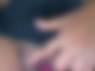 alejandra1's Live Sex Cam Show