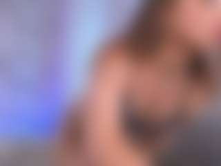 Live cam show with Ann-Perry - Orgasm on Camsoda