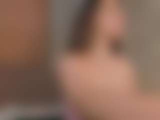 Live cam show with Ann-Perry - Hairy Pussy on Dare Cams