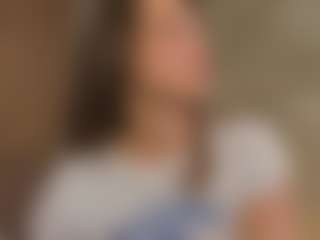 Live cam show with Ann-Perry - College Brown Hair on realtime-chat