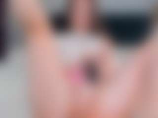 Ann-Perry's Live Sex Cam Show