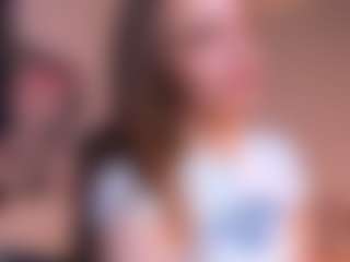 Live cam show with Ann-Perry - Lesbian on Fling VIP Chat