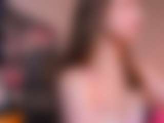 Live cam show with Ann-Perry - College on Camsoda