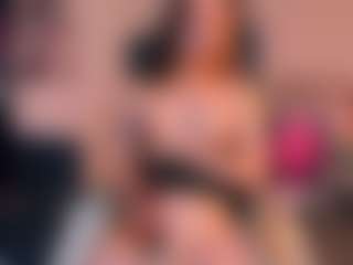 Live cam show with Ann-Perry - Flashing on boobsie.com