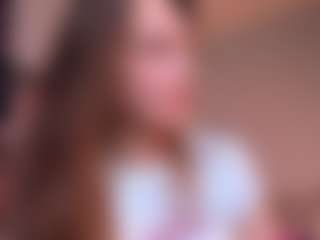 Live cam show with Ann-Perry - College on Camsoda