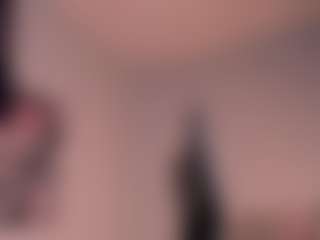 Live cam show with Ann-Perry - Brown Hair on Camsoda
