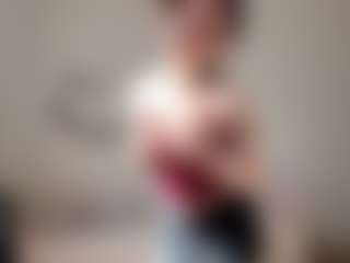 Live cam show with Kira - College on Streamer API | latvia