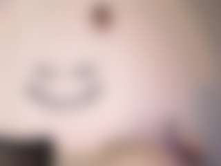 Kira's Live Sex Cam Show