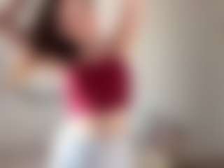 Live cam show with Kira - Young Adult on CamwithHer