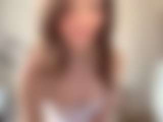 Live cam show with Kira - Granny on CSO-WL
