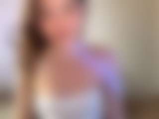Kira's Live Sex Cam Show