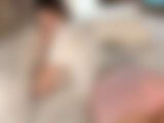 Kira's Live Sex Cam Show