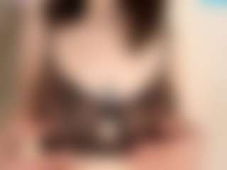 Kira's Live Sex Cam Show