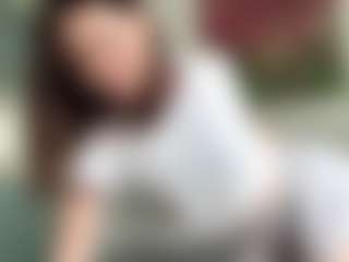 Kira's Live Sex Cam Show