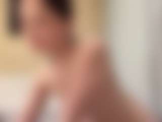 Live cam show with Kira - Yoga Young Adult on CamClone