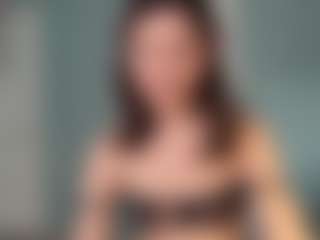 Kira's Live Sex Cam Show