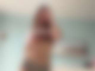 Live cam show with Kira - Asian Public on xxxlivecams.org