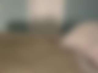 Live cam show with Kira - Spank Asian on AdultVida.com