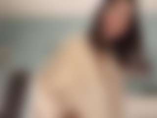 Live cam show with Kira - Asian Public on milfzrlive.com